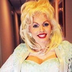 Dolly Parton look a like