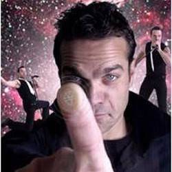 Robbie Williams look-a-like